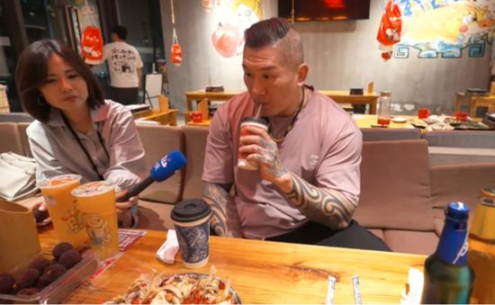 谁在说谎？台湾“馆长”来大陆直播让民进党破防