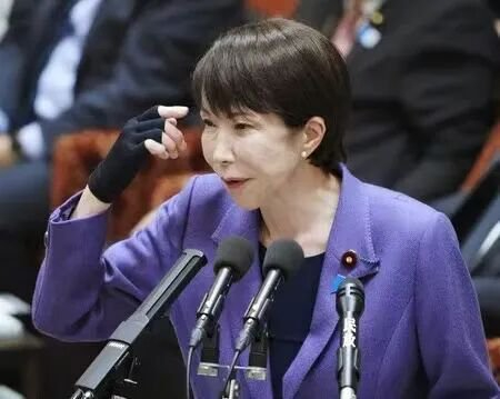 现场曝光，高市早苗被批：像“黑社会头目威胁下属”
