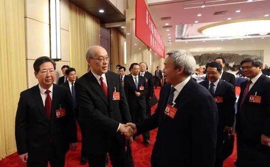 3月10日上午,张军在河南代表团审议“两高”工作报告