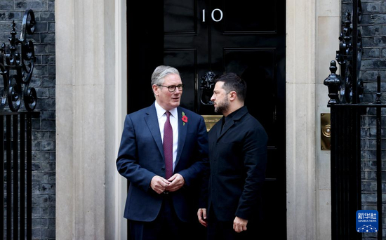 泽连斯基：与美方就“和平计划”的谈判具有建设性，但过程并不容易