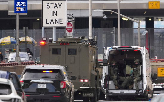 遭美强行控制后首次出庭 马杜罗：我无罪