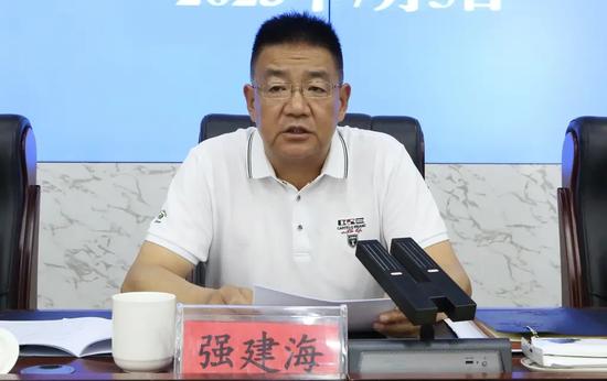 任上主动投案的县委书记,通过打麻将敛财