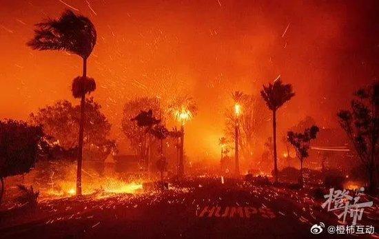 拜登批准重大灾难声明！洛杉矶遭遇史上最具破坏性火灾，超10万人紧急撤离，多位好莱坞明星豪宅被毁，大量豪车被弃