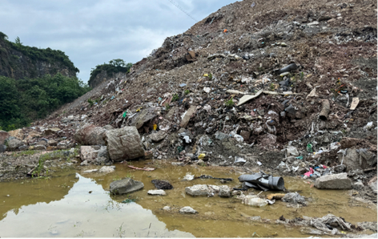 重庆市委市政府严肃问责92人，其中厅级干部22人