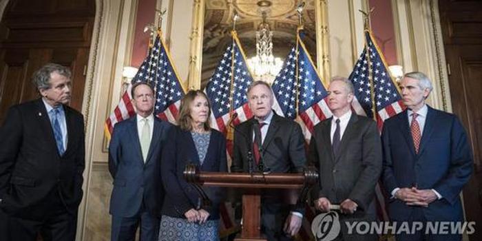 美参议院通过加强对朝制裁法案 接连强硬喊话朝鲜