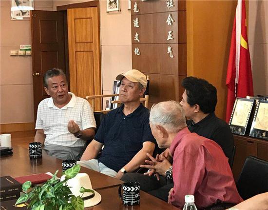 王诗槐、达式常、佟瑞鑫、牛犇