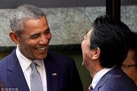 美国前总统奥巴马访问日本 与安倍晋三吃寿司叙旧情