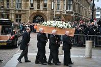 霍金葬礼在剑桥大学举行
