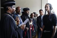 伊万卡造访埃塞俄比亚大教堂 悼念埃航坠机事故遇难者