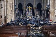 痛心！实拍火灾后的巴黎圣母院