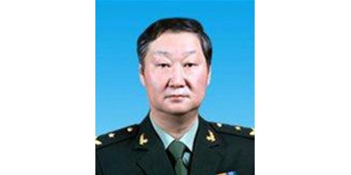 原济南军区参谋长张鸣少将辞任全国人大代表
