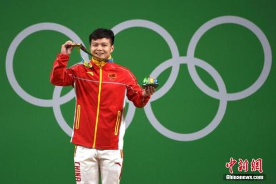 龙清泉时隔八年再夺奥运冠军