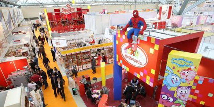 俄媒:俄对华实现贸易顺差