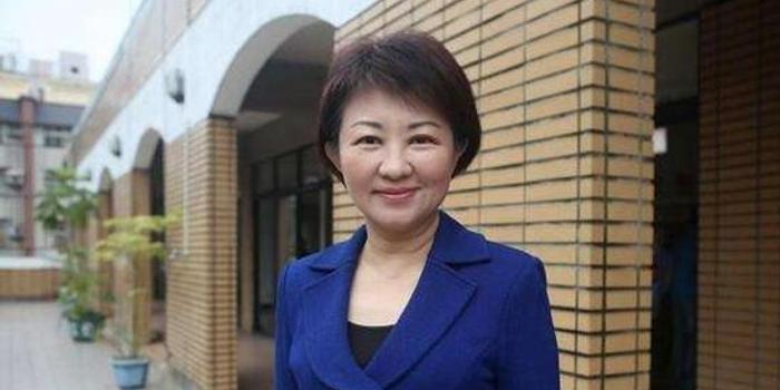 蓝营卢秀燕表态参选2018台中市长