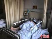 浙江桥顶垮塌8死3伤:事发后村民第一时间救出多人