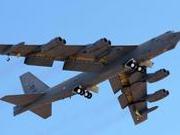 美军B-52轰炸机“飞近”广东沿海？ 国防部回应