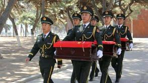 在韩志愿军烈士遗骸在沈阳安葬 英雄终于回家