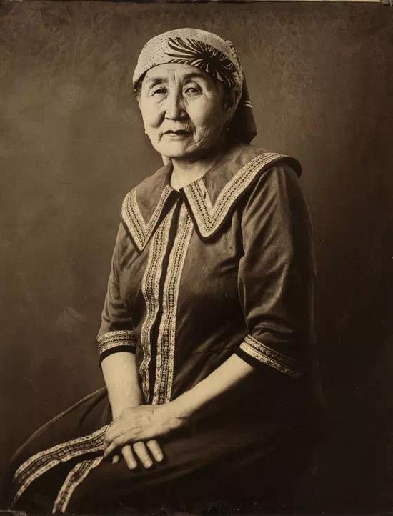 德克莎(生于1959年)