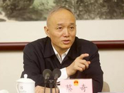 蔡奇：推动适宜功能产业向副中心转移