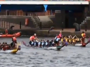 英国：中英警察首次赛龙舟庆端午