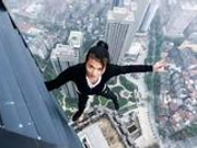 吴咏宁留下300多段极限视频 曾直播脚踩钢刀