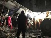 加拿大正在救援坠毁飞机 乘客从座椅上被拽出