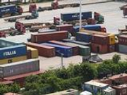 对外经贸大学教授被举报性骚扰 校方：正在对其召回