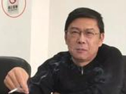 官方回应城管撤梯案 网友不关注结果却热议这一幕