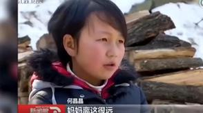 留守女孩卖掉长发给外婆换手机：这样就能和妈妈视频了