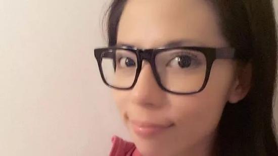 来自中国台湾的背包客小张讲述自己的遭遇。图据BBC