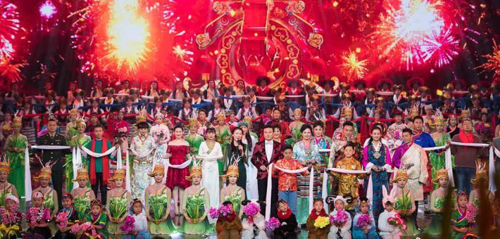 藏历、农历春节并至 西藏“藏晚”融合多民族特色