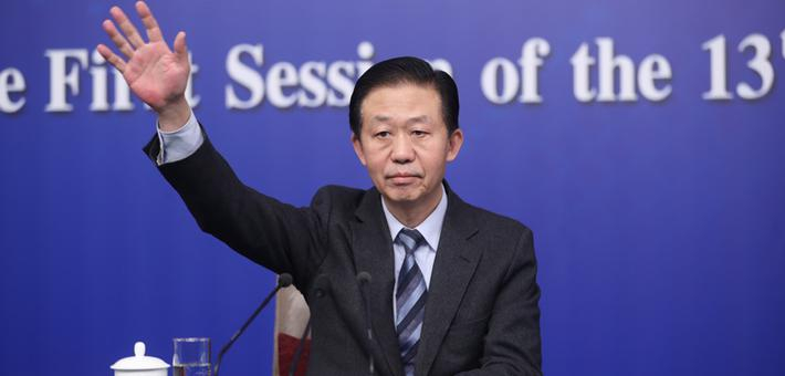 财政部部长答记者问