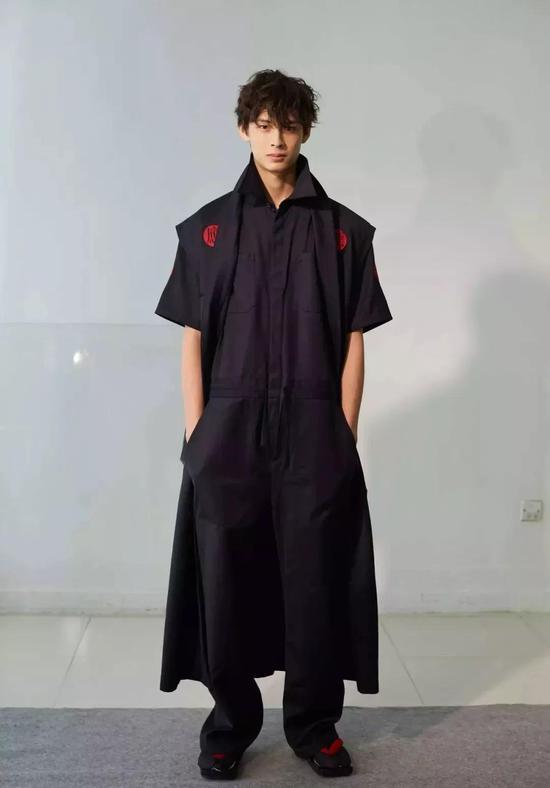 杨昊