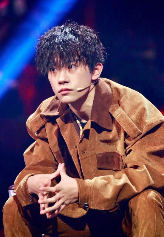 EXO 的吴世勋⤵