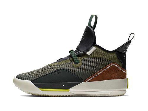 Travis Scott × Air Jordan 33 NRG 市场价:¥1400左右(42码)