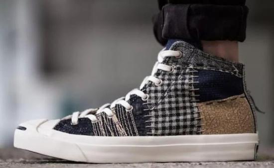 ▲Converse 的拼布做旧 Jack Purcell 款
