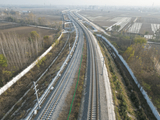 途经济宁并设站！京港高铁雄商段山东境内正线铺轨贯通