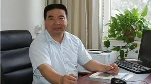 闫文华：教师的前沿阵地永远在课堂