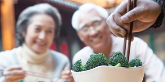 上海力推社区助餐点建设 老年助餐重回政府实