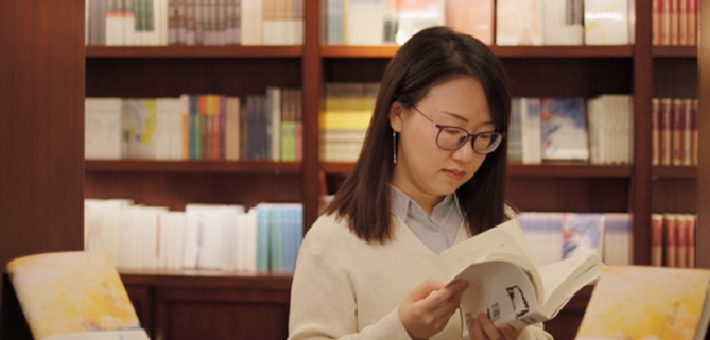 《正在写的人》正片上线 龚万莹：扎根与流动