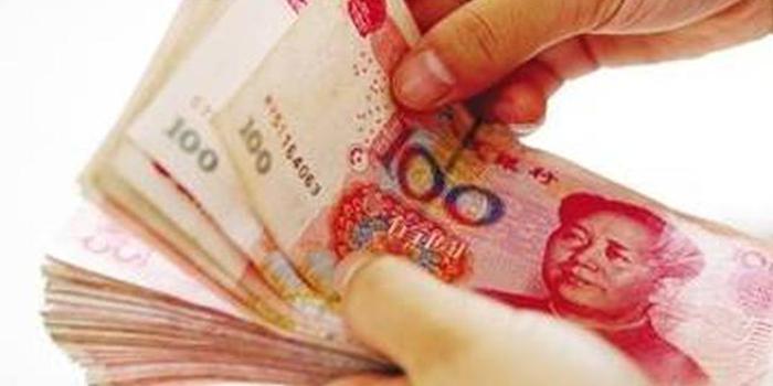前三季度深圳居民人均工资收入35679元 同比