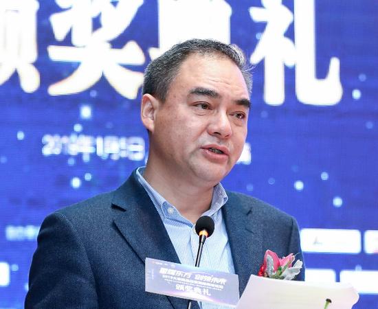 上海市期货同业公会会长、东方证券股份有限公司总裁、上海东证期货有限公司董事长 金文忠