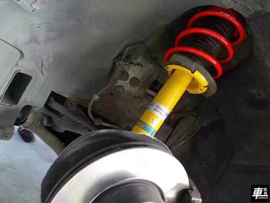 宝马3系升级德国bilstein B12运动避震套装