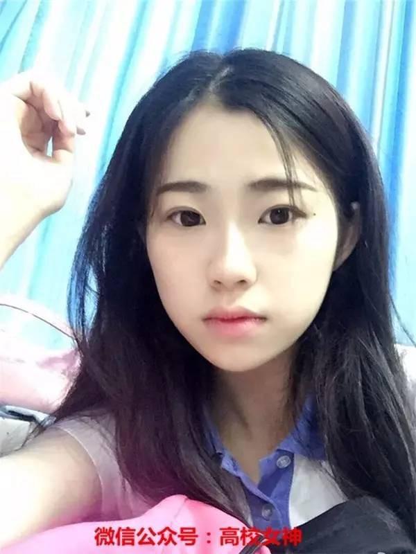 深圳十大最美校服女生，超级清纯，赵嘉敏PK双胞胎校花！