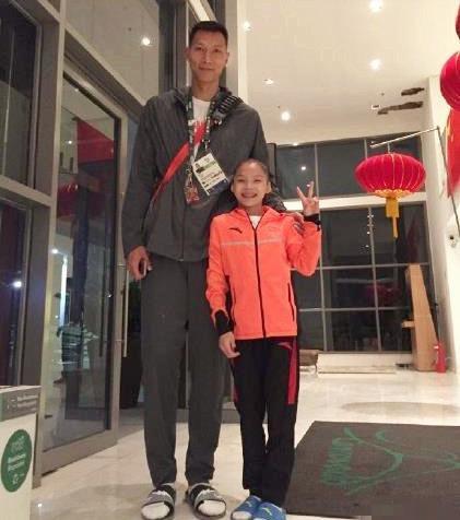 体操女队太矮，最高仅一米五，外媒质疑中国涉嫌年龄造假？