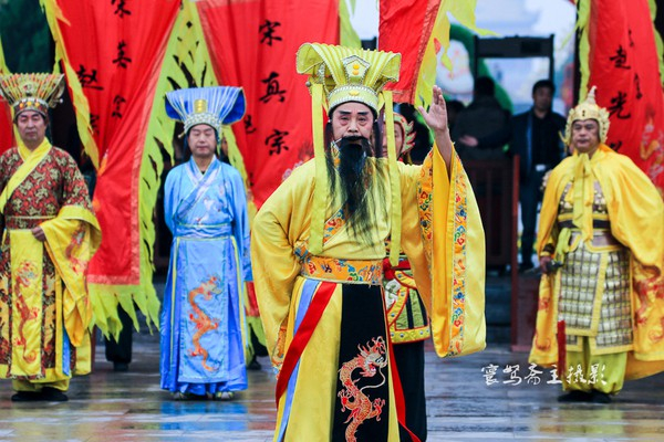 【宋都菊花季】龙亭，穿越到大宋朝去“黄袍加身”