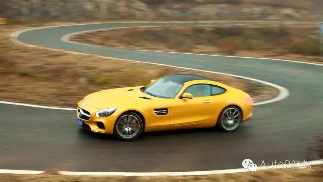 试驾丨AMG GT S在那片秋叶落地之前已绝尘而去