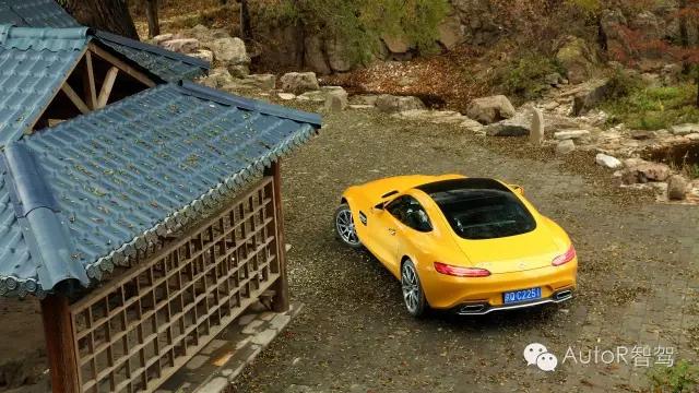 试驾丨AMG GT S在那片秋叶落地之前已绝尘而去