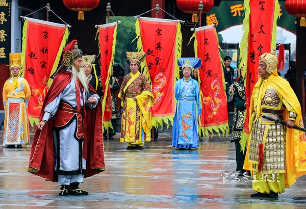 【宋都菊花季】龙亭，穿越到大宋朝去“黄袍加身”