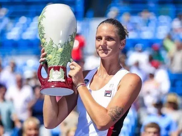 新赛季保持不败，她能扛起捷克女网的大旗吗？
